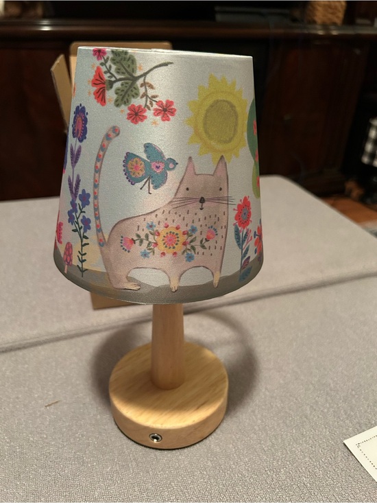 NATURAL LIFE Other - NATURAL LIFE Floral Cat Lantern Lamp - Pink, Yellow, Blue